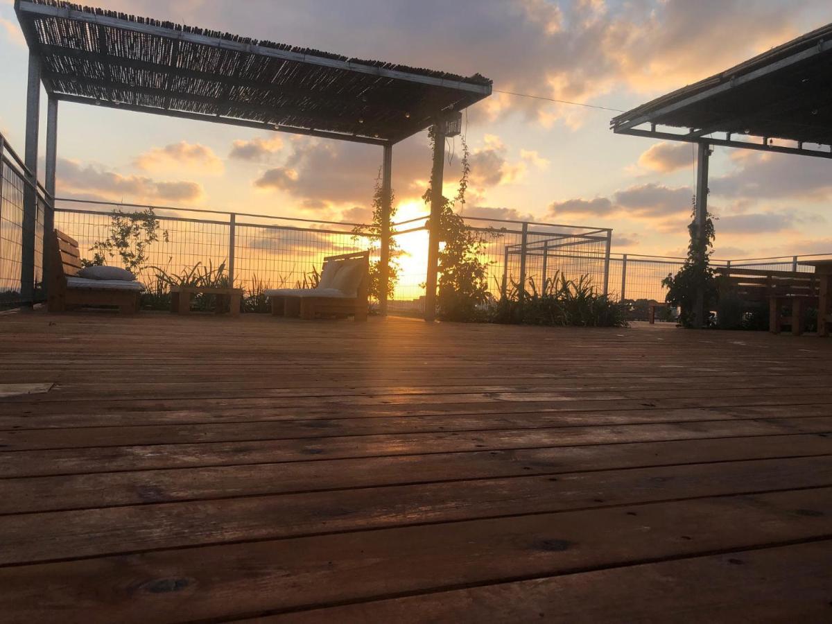 Atlit Rooftop Glamping מראה חיצוני תמונה