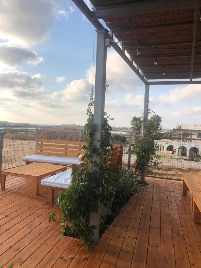 Atlit Rooftop Glamping מראה חיצוני תמונה