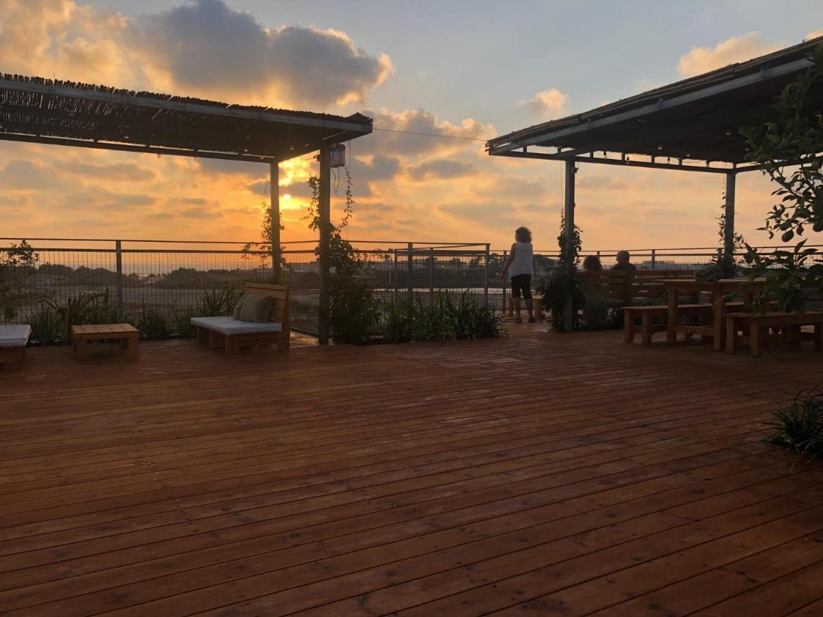 Atlit Rooftop Glamping מראה חיצוני תמונה