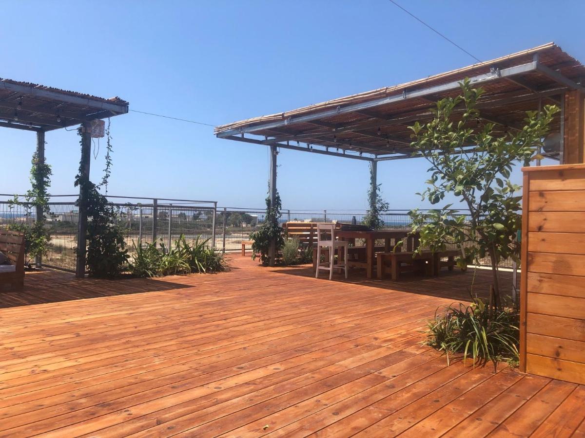 Atlit Rooftop Glamping מראה חיצוני תמונה